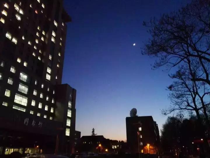 六次定格，带你探寻师大日起日落的故事