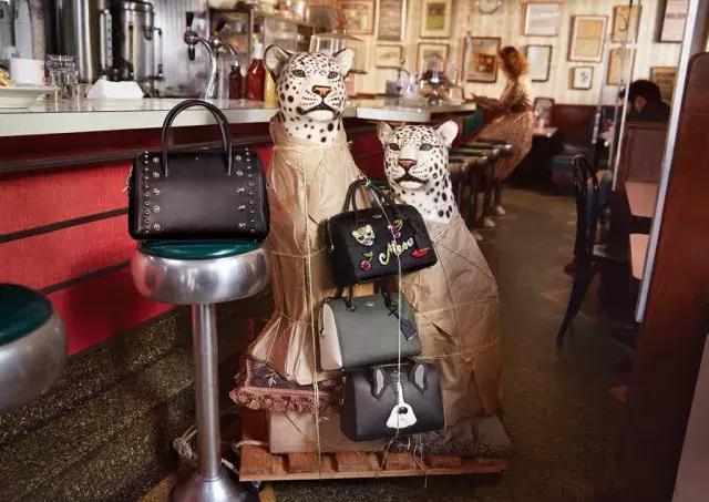 初入职场买什么品牌包,初入职场女生背什么包