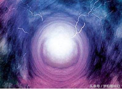球状闪电能致死吗,被球状闪电击中后变成量子态的人