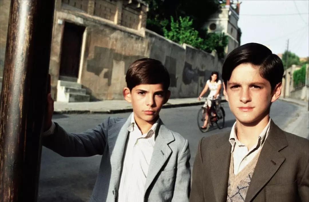 西班牙高分电影解说,西班牙电影看不见的客人