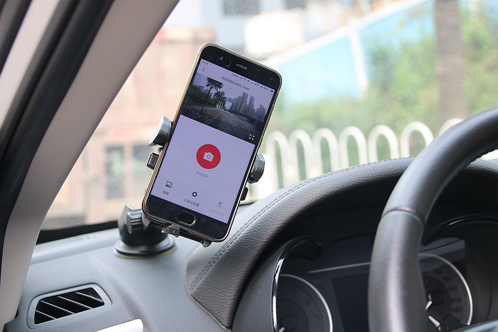 小米70迈行车记录仪谁用谁后悔,小米和70迈记录仪哪个好求回答