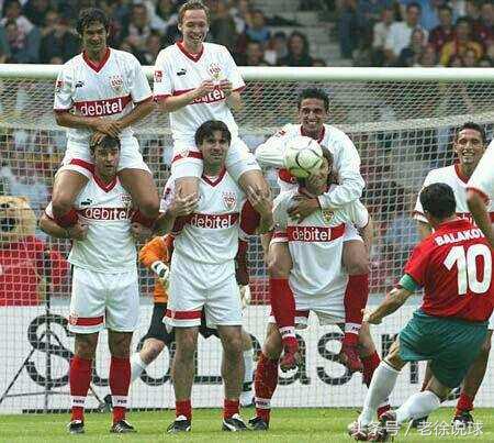 女足花式任意球,女足花式足球教学视频