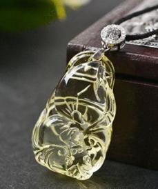 如何挑选琥珀蜜蜡,如何挑选琥珀手串