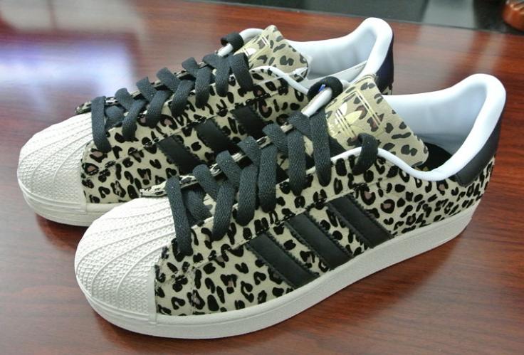 贝壳头百搭板鞋,贝壳头男鞋百搭