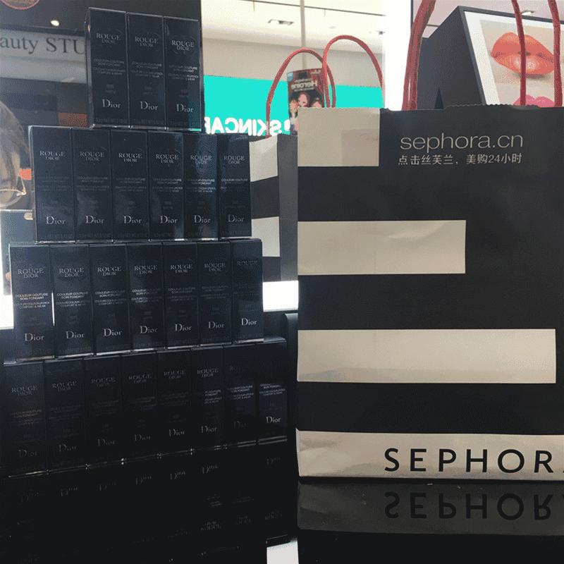 海归老板放弃百万年薪，怒倒600份汤底为找纯正的成都串串味道