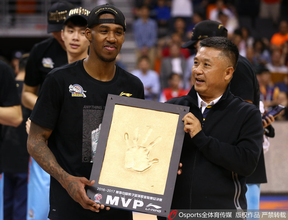 詹宁斯劳森来CBA又如何？第一小外援他不给别人抢不走！