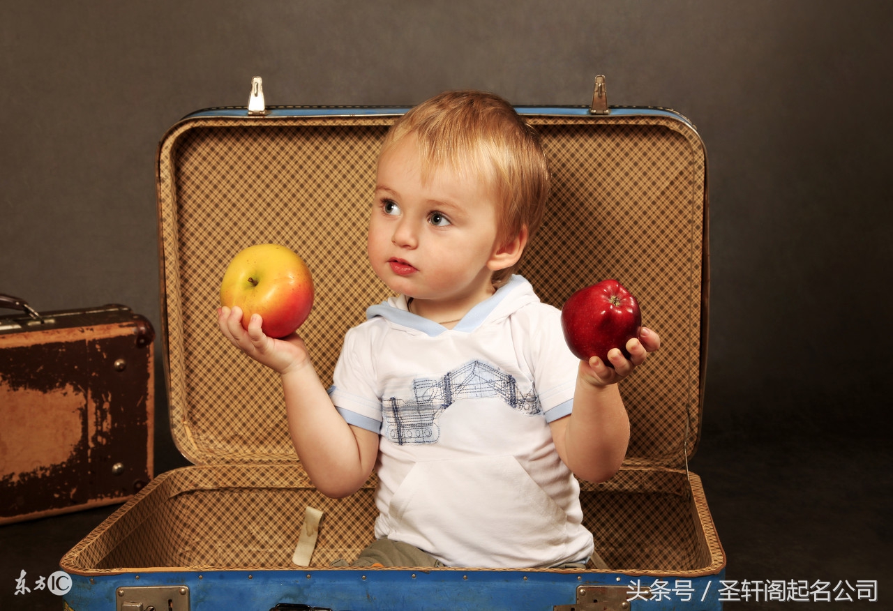 男宝宝取名大全2022款小名,宝宝取名大全2017年男宝宝