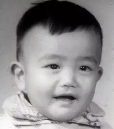 姚明火箭队球衣退役演讲,姚明球衣退役纪录片