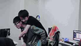 自古LOL电竞圈多队宠和交际花？比小虎还可怕！