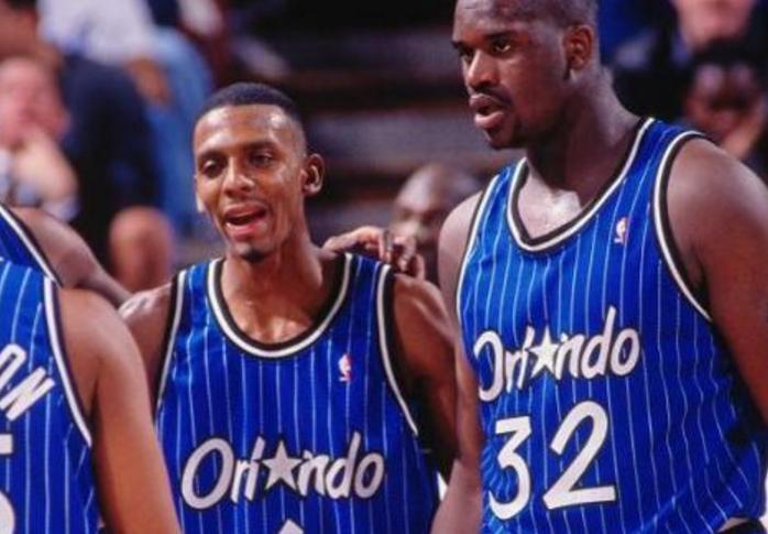 奥尼尔刚进联盟就入选50大,奥尼尔湖人时期几次入选最佳阵容