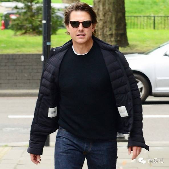 马云穿加拿大鹅牌羽绒服,马云羽绒服moncler