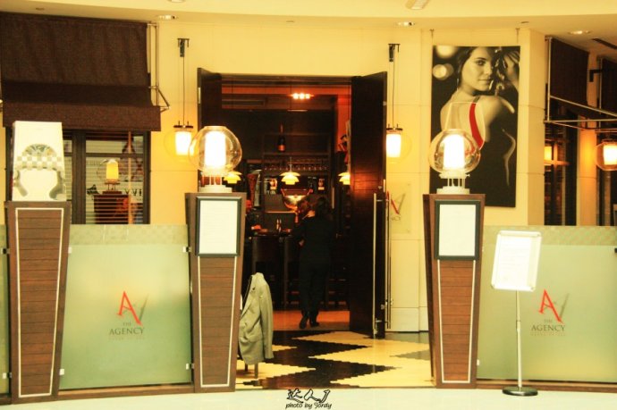 乘着地铁去迪士尼,乘着地铁去兜风