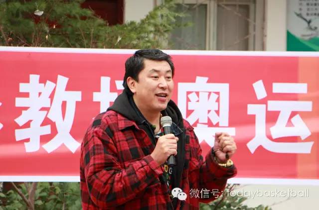 宫鲁鸣有什么功劳,宫鲁鸣为什么不执教