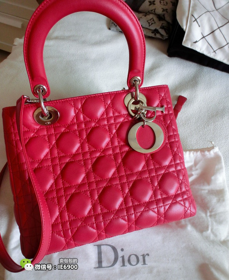 女人天生会败家，看豪门媳妇败金百万南非购超大钻戒，超级嫉妒！