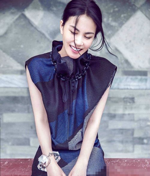 胸不平何以平的下一句,胸不平何以平天地什么意思