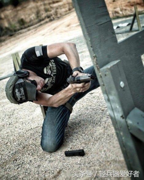 fire椋炶灏勫嚮娓告垙,fire鎴樻湳娑¤疆