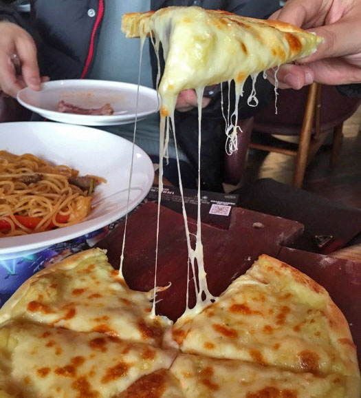 每个饥饿的夜晚,每个饥肠辘辘的夜晚