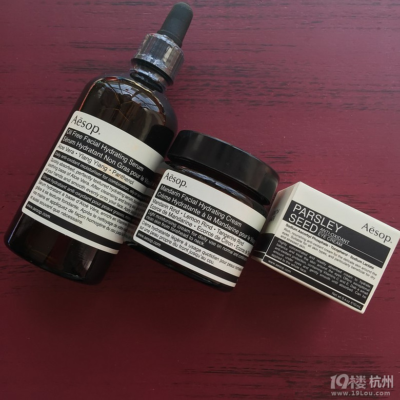 成为一个辣妈的第一步,那些年妈妈们使用过的护肤品