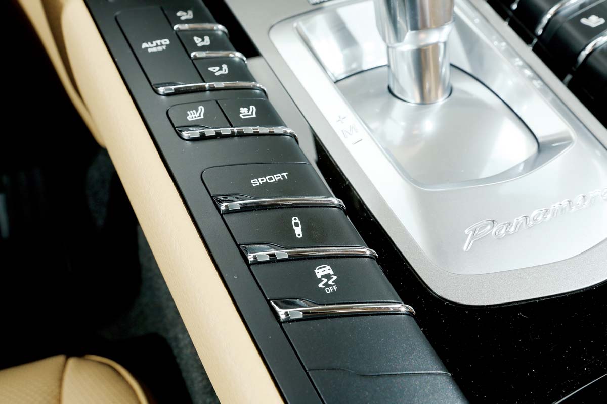 保时捷panamera狂飙,保时捷panameras2024