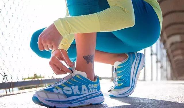 比阿迪好的跑鞋,比阿迪达斯和耐克好的鞋