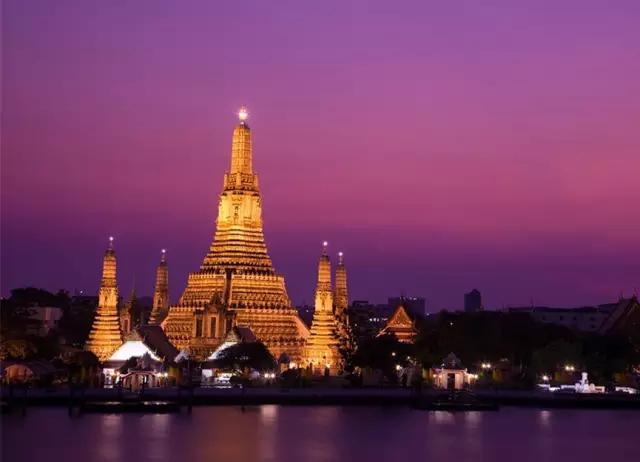 揭秘：真实的泰国人妖，昙花一现的美丽