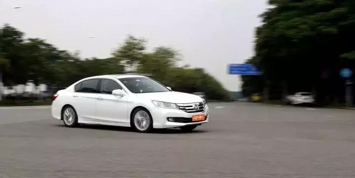 米其林竞驰4suv轮胎价格,米其林轮胎浩悦4对比竞驰4