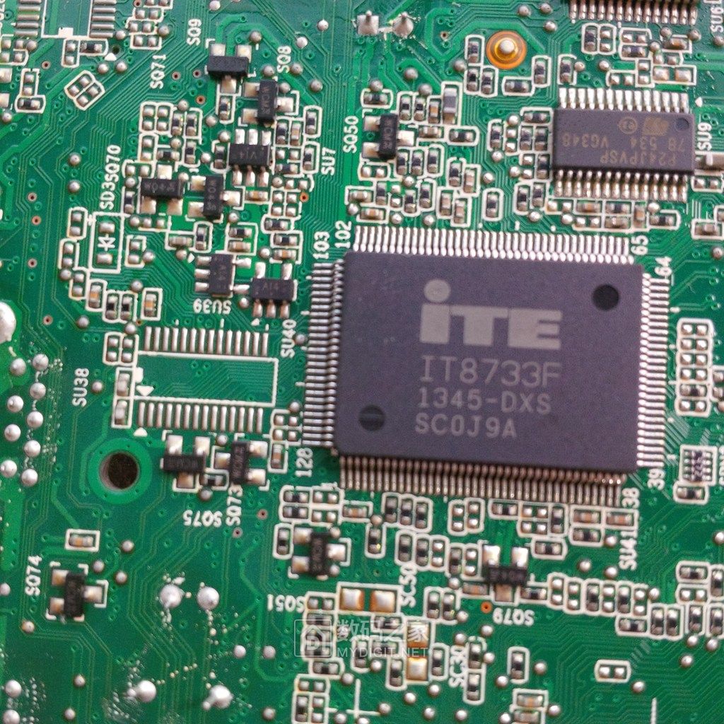 联想thinkcentre一体机怎么拆,联想thinkcentre一体机拆解