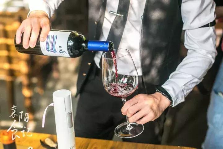 胡桃里过生日襄阳,襄阳胡桃里音乐酒馆