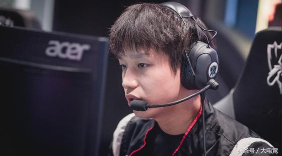 LOLS7,E代购没得代购了,带点鸭脖回去吧