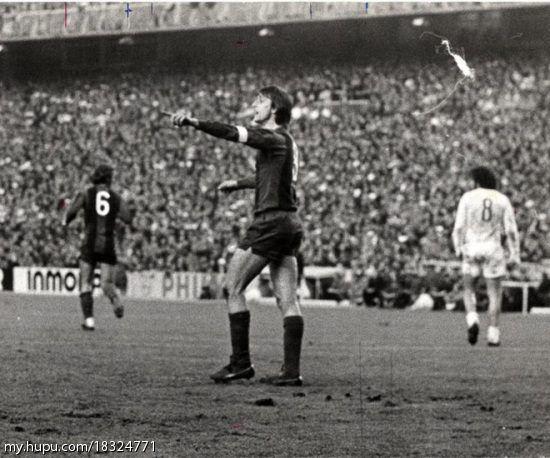 不泡吧也能和兄弟侃足球！史上最全手机观赛指南