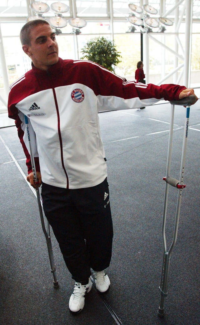 又到纪念张国荣时，而足坛也曾有位被抑郁症毁掉的绝世天才