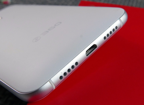 360手机f4测评,360f4手机加强版多少钱