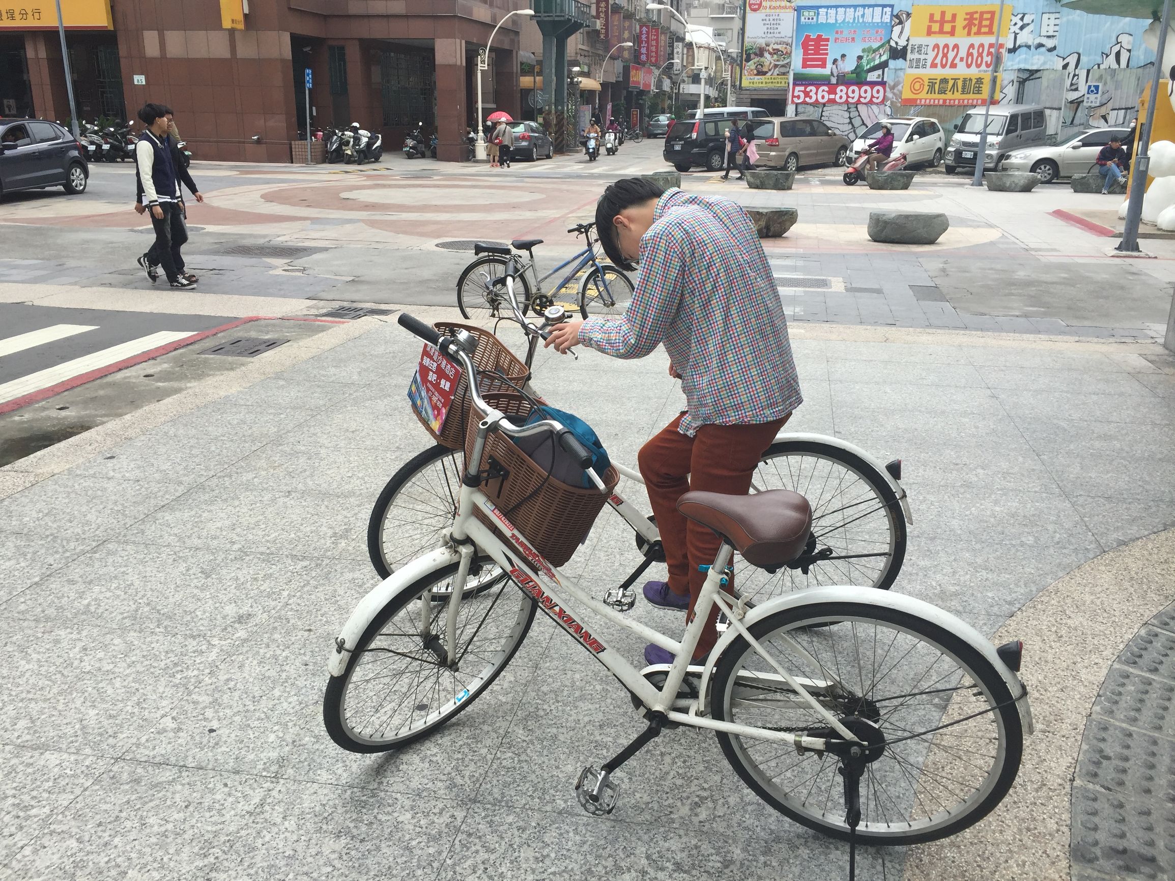 共享单车人人都能骑,共享单车人人都可以骑