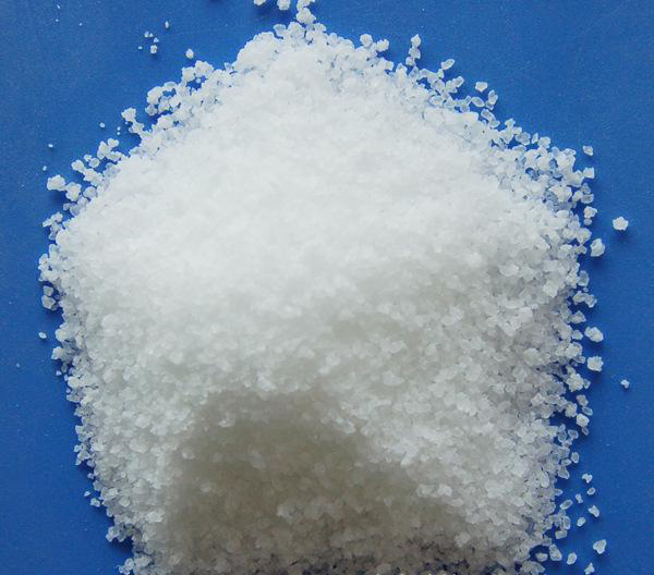 家长长点心吧,一岁宝宝误食烧碱口腔溃烂