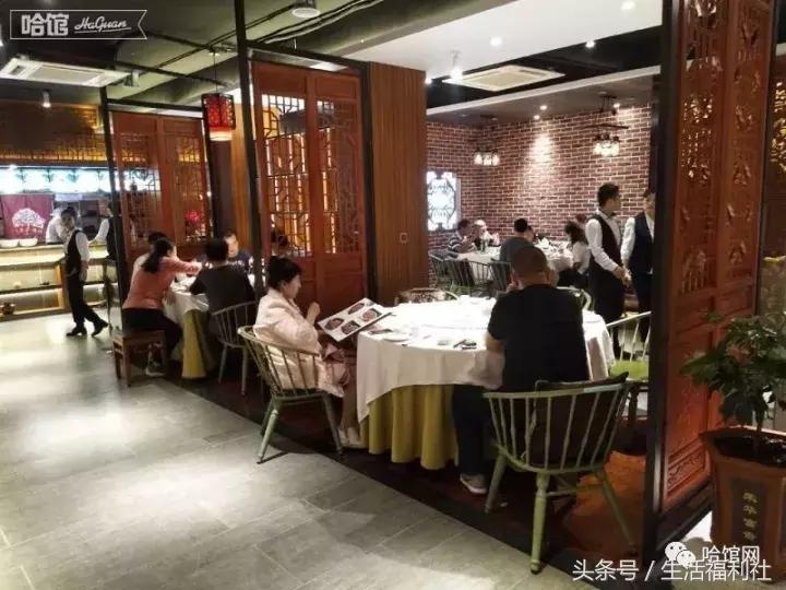 我家小区旁边老饭店变身3.0，三鲜锅烙让嘴欲罢不能，让胃抗议！