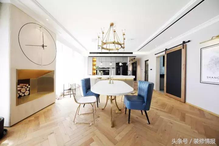 她家竟然有两个衣帽间、两个厨房！