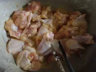 如何让菜品看起来油亮,教你1招口感脆嫩又入味