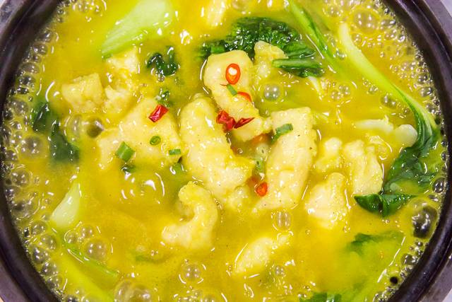 济南哪里的酸菜鱼做的最好吃,济南吃货鲽鱼头