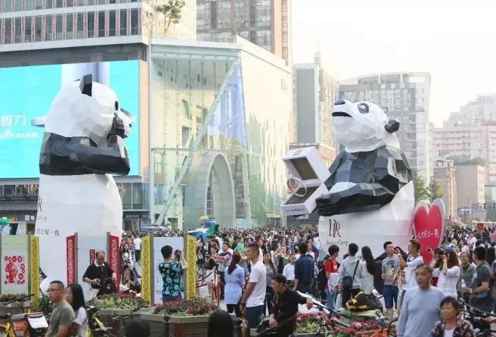 四川ifs大熊猫真的会动吗,成都ifs熊猫在哪个位置