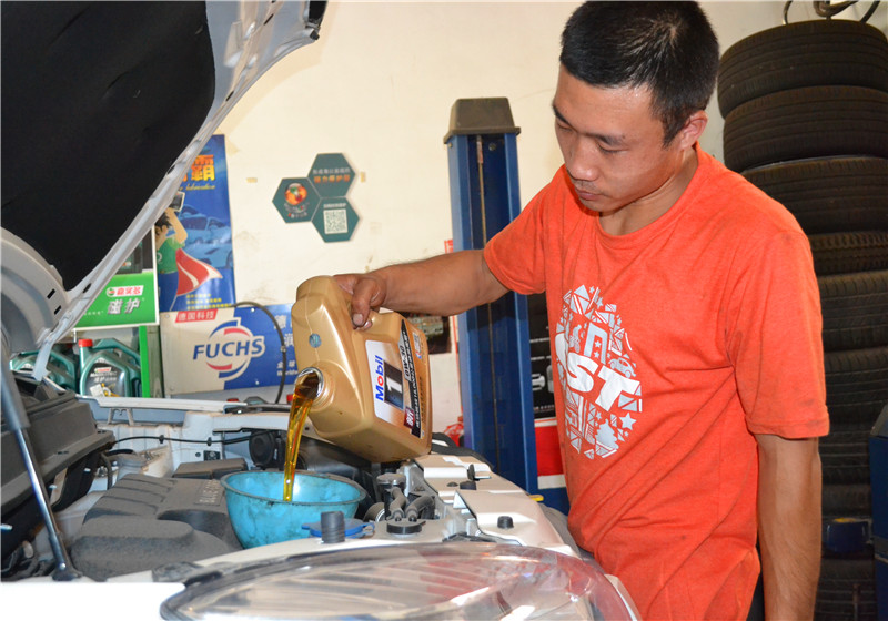 新手买车买1.5还是2.0,烧机油用美孚金装1号有用吗