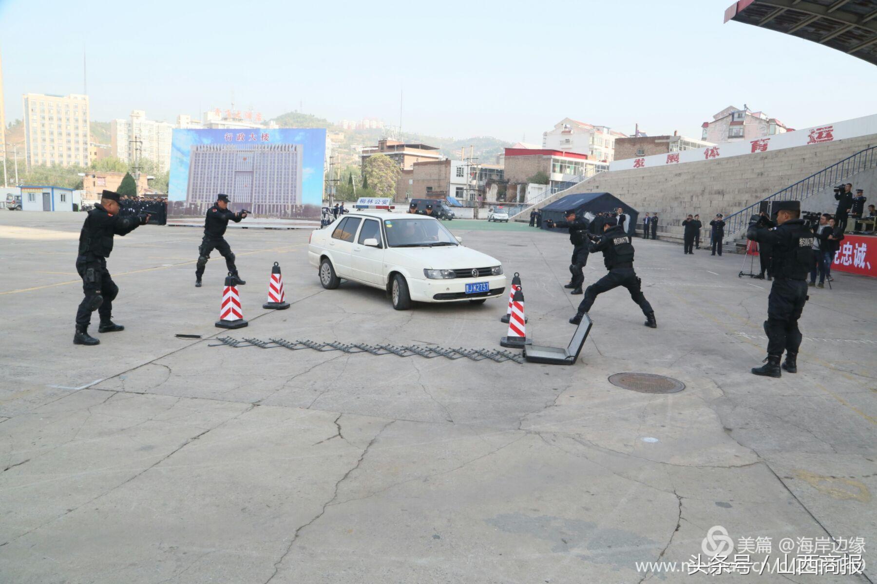 县公安局扎实开展警务实战大练兵,公安十九大忠诚保平安实战演练