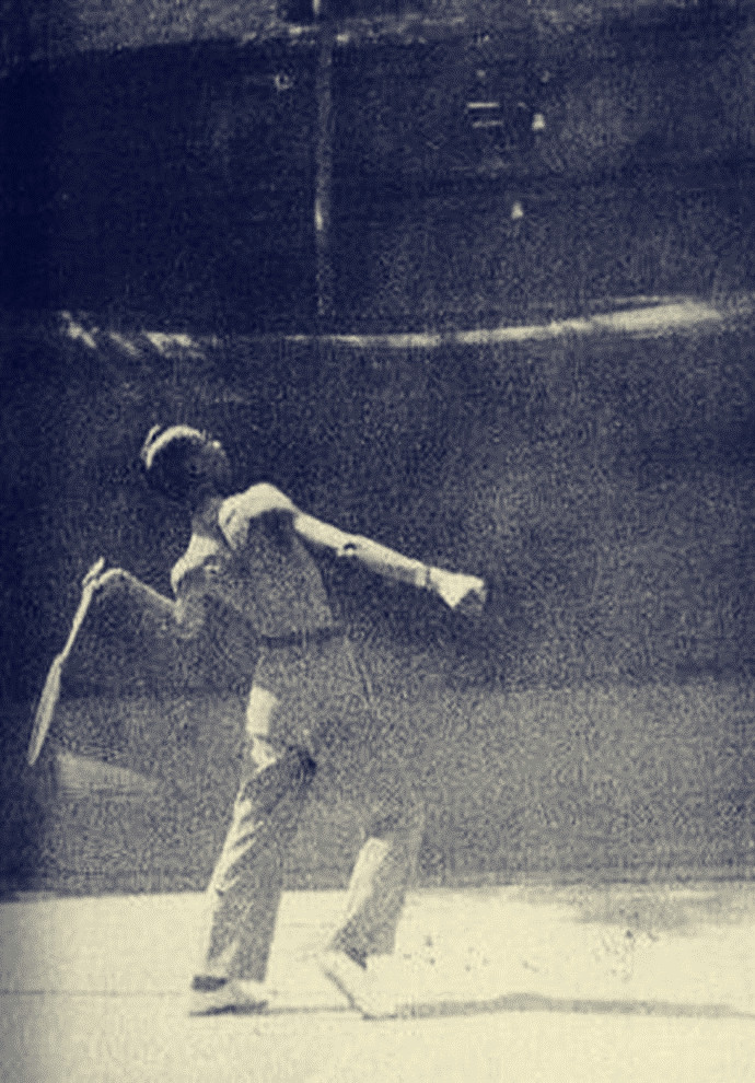 网球世界冠军华人林宝华定居天津，当上了溥仪和张学良的教练