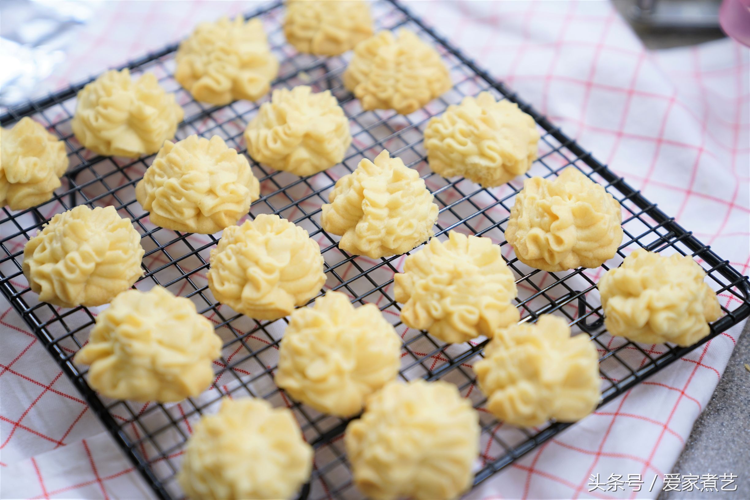 何必要去排长队？！homemade就能搞定的珍妮曲奇