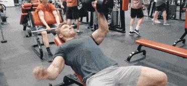 胸肌大小不一样训练方法,胸肌大小不一样用哑铃怎么练