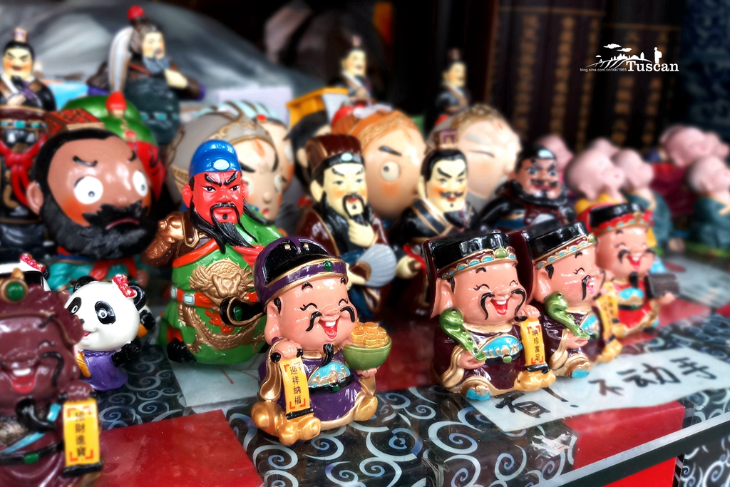 三星galaxyc8港版,三星galaxyc8像素