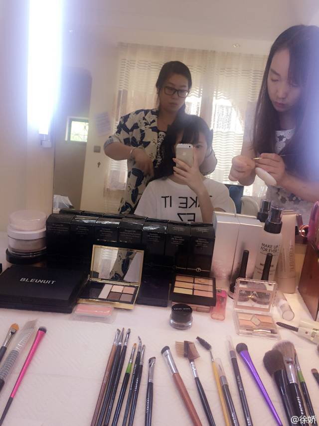关晓彤同款化妆品,关晓彤用过的所有化妆台
