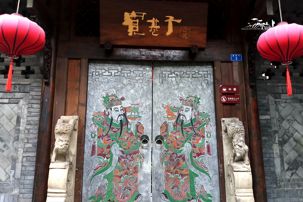 三星galaxyc8港版,三星galaxyc8像素