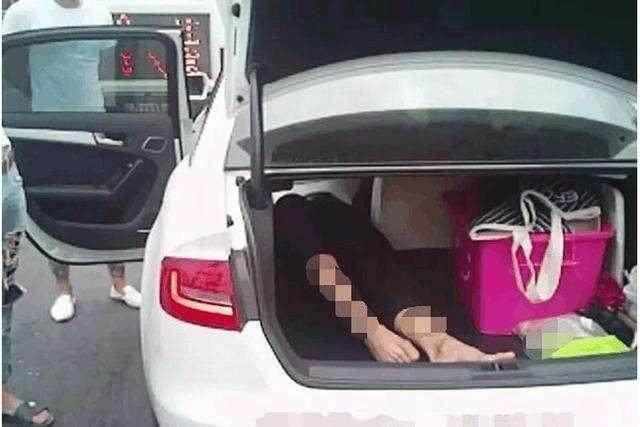 女司机开奥迪1小时就跑30多公里,女司机高速上开奥迪