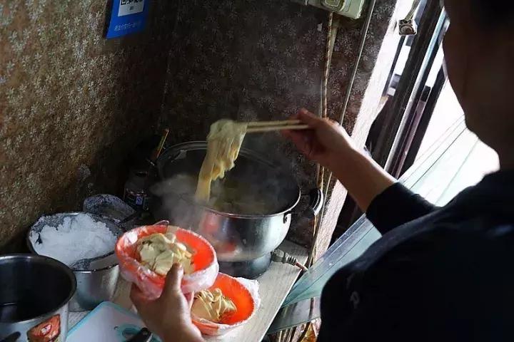 好吃到没朋友的下句是什么,大连二七广场焖子谁家最好吃