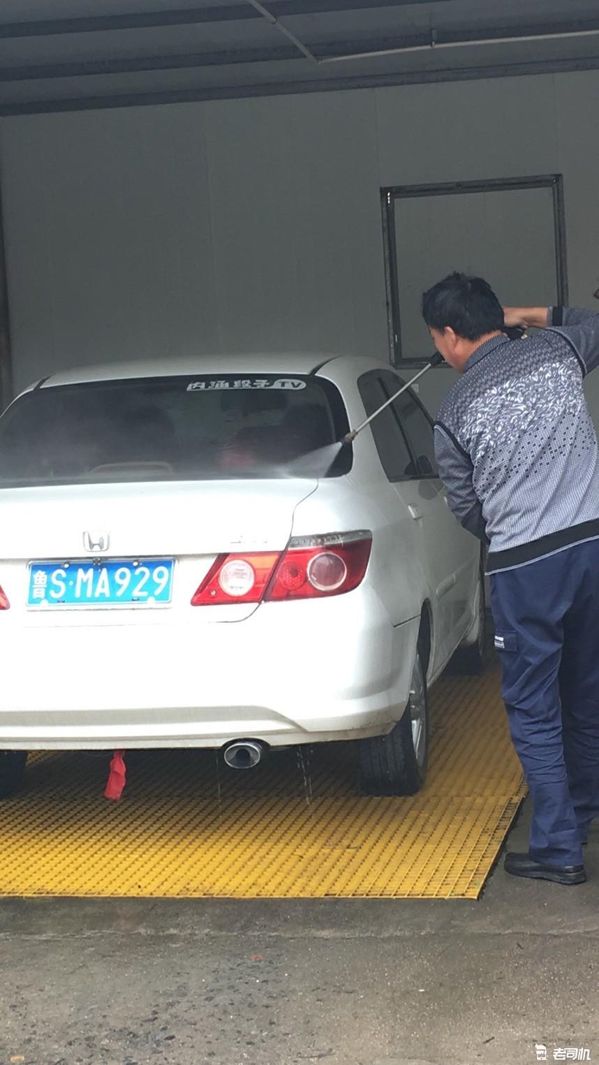 二手嘉年华和二手飞度哪个值得买,07年飞度1.3手动二手值多少钱